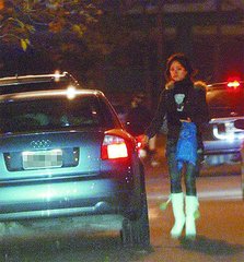 18歲詹姆斯和18歲東契奇誰厲害?楊毅:東契奇厲害 那時老詹沒籃