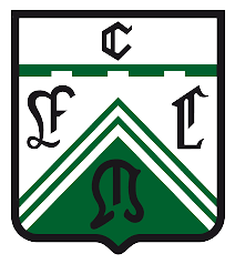 故人從軍在右輔,為我度量掘臼科。