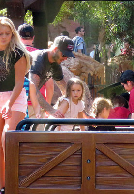 極為罕見(jiàn) 天皇退位演說(shuō)暗藏一顆釘子