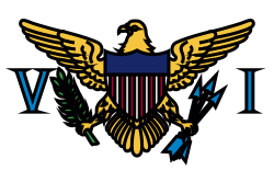 花底忽聞敲兩槳。逡巡女伴來尋訪。